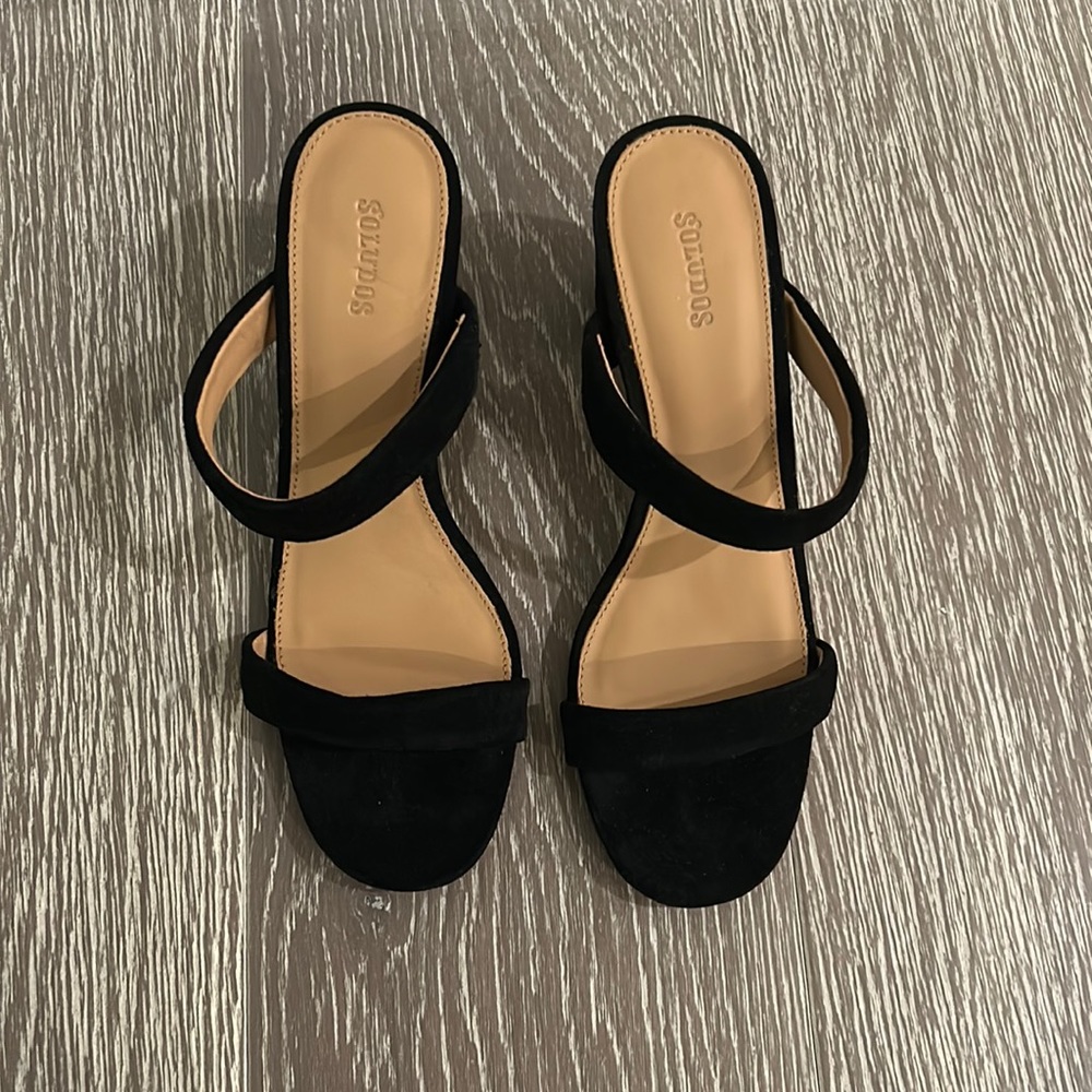 8.5 Soludos heeled black sandals
